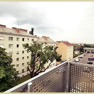 Chill Out In Simmering Vienna